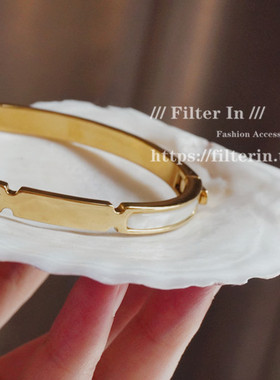 F.I / 敲推荐入！复古法式绝美高级感贝 母镀真金金属质感 手镯