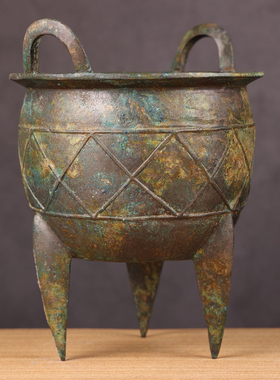 青铜器仿古摆件网格纹鼎商鼎青铜鬲鼎影视道具文化馆装饰收藏品