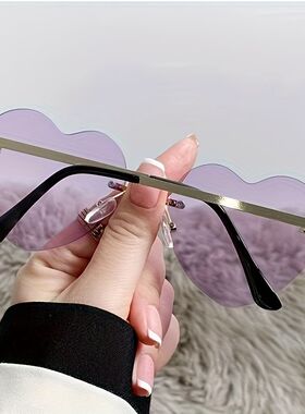 2025新款心形太阳镜男女欧美跨境爱心墨镜炫彩海洋片网红个性眼镜