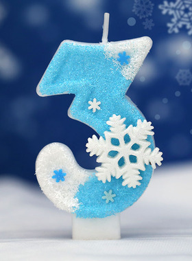 白色蓝色雪花创意数字生日蜡烛