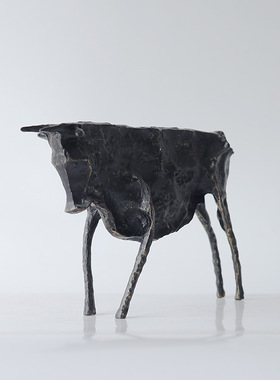 复古风抽象小众黑牛家居酒店摆件