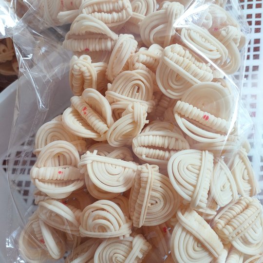 Я прочитал слиток тростника, слиток тростника, слиток тростника-бабочки, слиток тростника, сутру Амитабхи, специальный рецепт слитка, чтобы он расцвел и застыл.