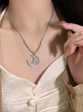 小红书同款猫眼月牙项链复古编绳清冷温柔白月光国风闺蜜情侣礼物