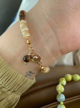 『暮色香槟』简约高级感按扣串珠手链美拉德秋冬色系手串轻奢新款