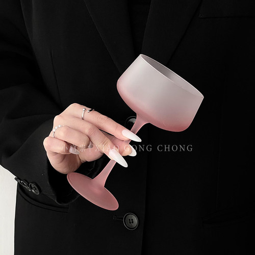 小众设计粉色女生特调微醺酒杯高级感鸡尾酒杯高脚杯果酒玻璃杯子 - 图0
