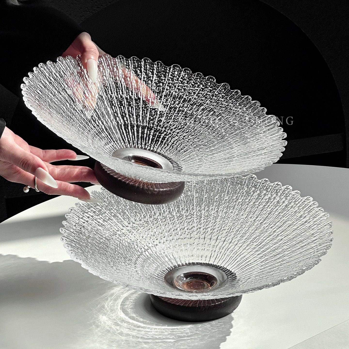 高级感玻璃水果盘轻奢家用茶几干果盘高颜值精致糖果盘零食摆放盘,淘宝优惠券,粉丝福利购,淘宝优惠卷