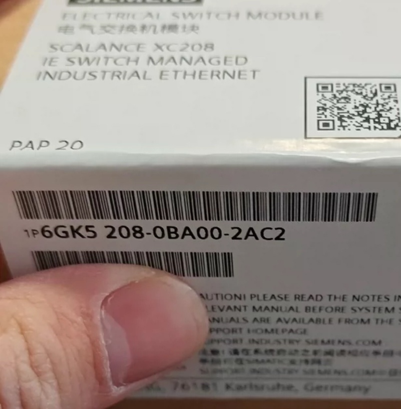 6GK5208-0BA00-2AC2 西门子原装交换机XC208 6GK5208-0BA00-2AC2 - 图0
