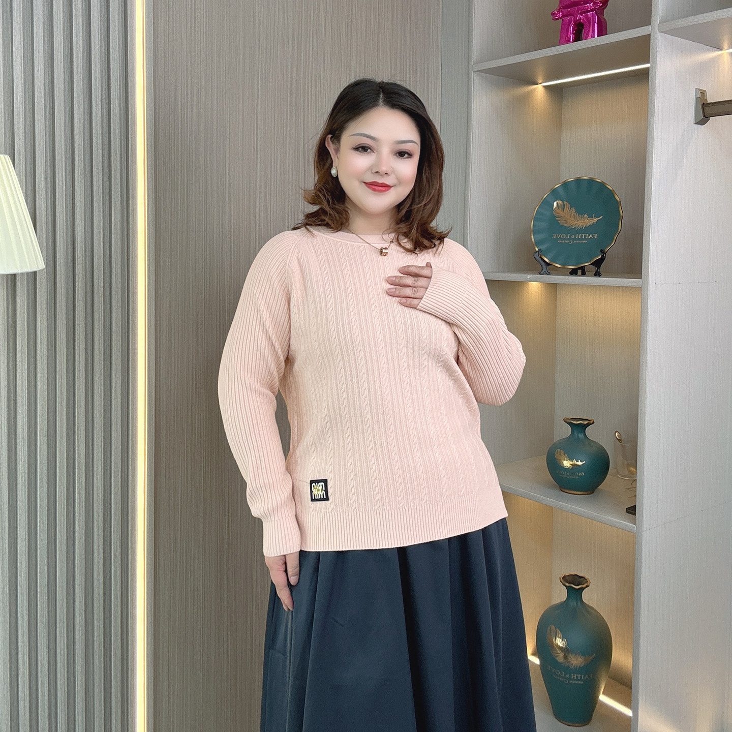 胖mm宽松遮肉显瘦圆领提花针织衫上衣女秋冬大码减龄长袖内搭毛衣,淘宝优惠券,粉丝福利购,淘宝优惠卷