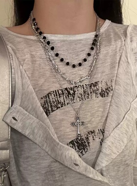 Y2K哥特叠戴项链十字吊坠甜酷辣妹锁骨颈链亚文化少女长款毛衣链