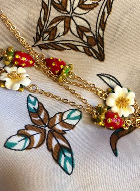 超仙甜美白花草莓手链