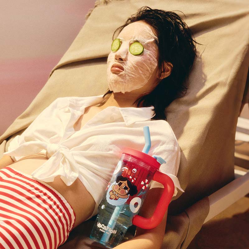 POPMART泡泡玛特CRYBABY哭娃Vacation Mode On系列吸管杯潮玩周边 - 图0