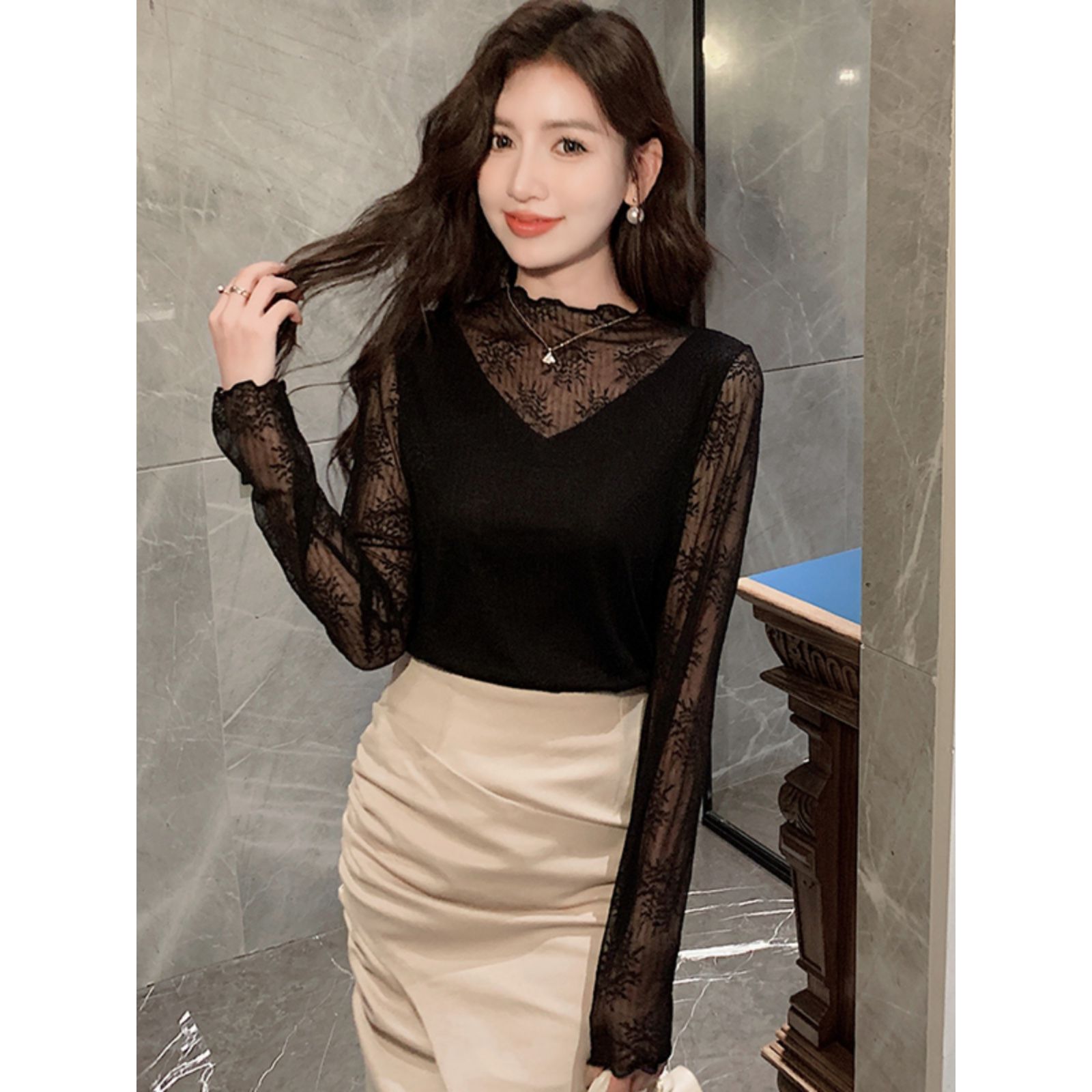 半高领蕾丝打底衫女2025新款春秋高级感时尚洋气皮草内搭网纱上衣 - 图2