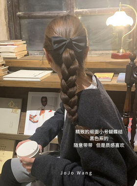 JOJOWANG上质感了缎面蝴蝶结发夹