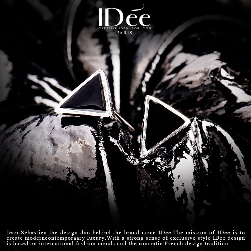 法国idee银饰男女同款黑三角形耳钉 idee耳钉
