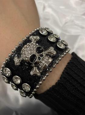 欧美跨境手环十字架手环男嘻哈辣妹朋克水钻手饰个性皮革柳钉手饰