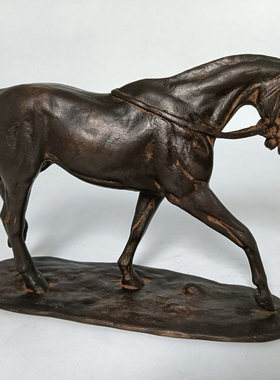 日本金工师秀明作老铜骏马摆件，重1.8千克，高16厘米，长23厘米
