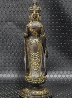 日本大佛师长田晴山作十一面观音铜立像，高36.5厘米，有限量版号