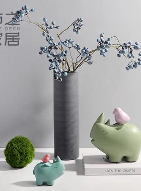 北欧现代简约鸟样板间桌面摆件