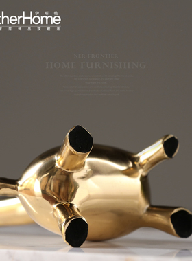 北欧风金属长颈鹿样板间小摆件