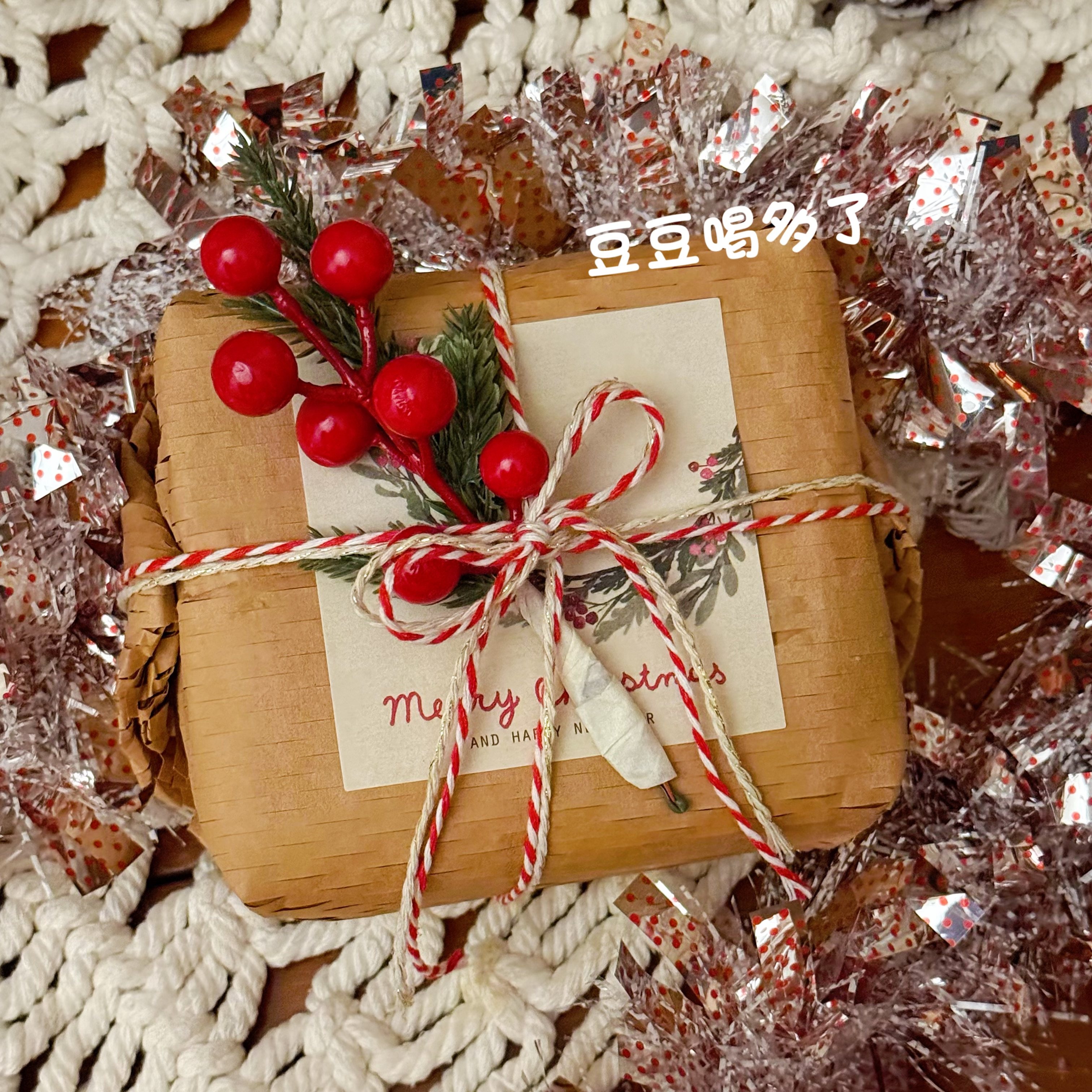 现货包邮正品日本日版明治Meiji雪吻牛奶草莓抹茶巧克力盒装52g,淘宝优惠券,粉丝福利购,淘宝优惠卷