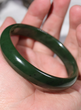 玉作碧玉籽料手镯子玉镯