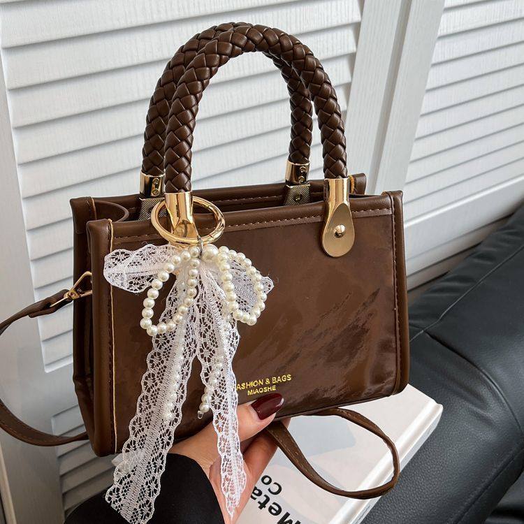 法式复古手提小拎包女式2025新款时尚撞色单肩小方包高级感斜挎包,淘宝优惠券,粉丝福利购,淘宝优惠卷