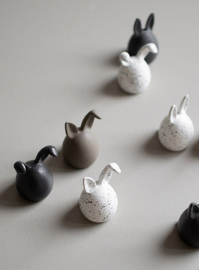 丹麦代购 DBKD 北欧瑞典复活节小兔子陶瓷客厅桌面装饰摆件3只装