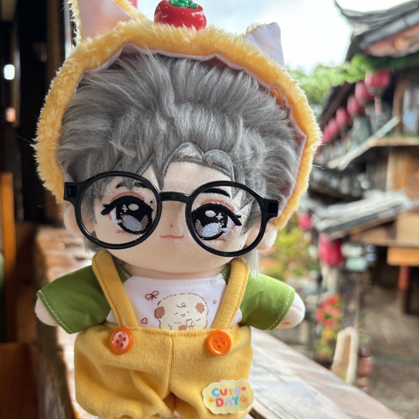 侯明昊棉花娃娃20cm高颜值明星周边正版公仔可换装玩偶礼物送朋友 - 图3