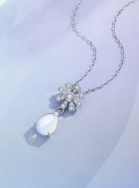 S925纯银水滴形月光石花朵项链女生唯美彩宝轻奢泪滴吊坠锁骨链女