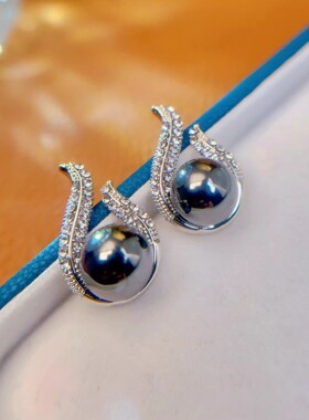 轻奢法式灰色吊坠饰品套装链珍珠小众配饰链锁骨项链气质耳饰