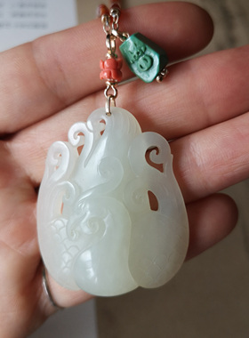 [观心]和田玉凤凰坠玛瑙细项链