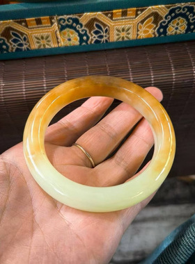 河磨玉黄白老玉手镯58口女士玉镯镯子天然皮子淘宝直播间结构均匀