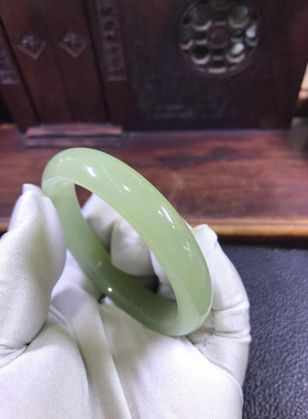 纯天然和田玉晴水手镯54口41克厂家直销定制定做结构均匀女士玉镯