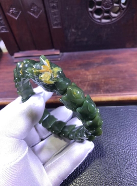 和田玉龙骨手链手串重98克河磨玉材质色泽浓郁精工雕刻一手货源