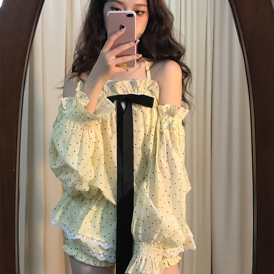 可可森林 优雅千金一字肩挂脖露肩长袖上衣蕾丝花边裙裤穿搭女秋 - 图3