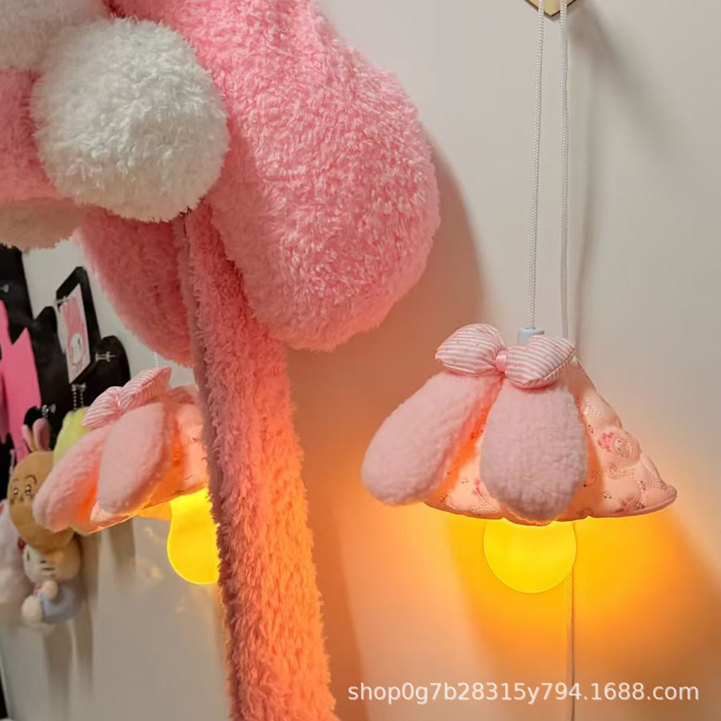 高颜值创意灯罩毛绒软萌可爱兔兔装饰灯罩床头拉绳式氛围感壁灯,淘宝优惠券,粉丝福利购,淘宝优惠卷