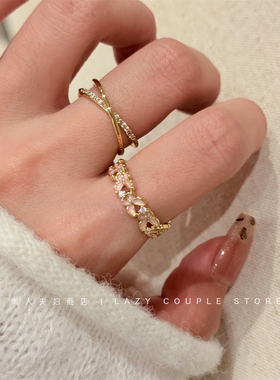 甜美立体蝴蝶戒指女精致滴釉