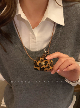 豹纹小巧可爱复古皮质零钱包包挂脖项链耳机收纳包长款毛衣链项链