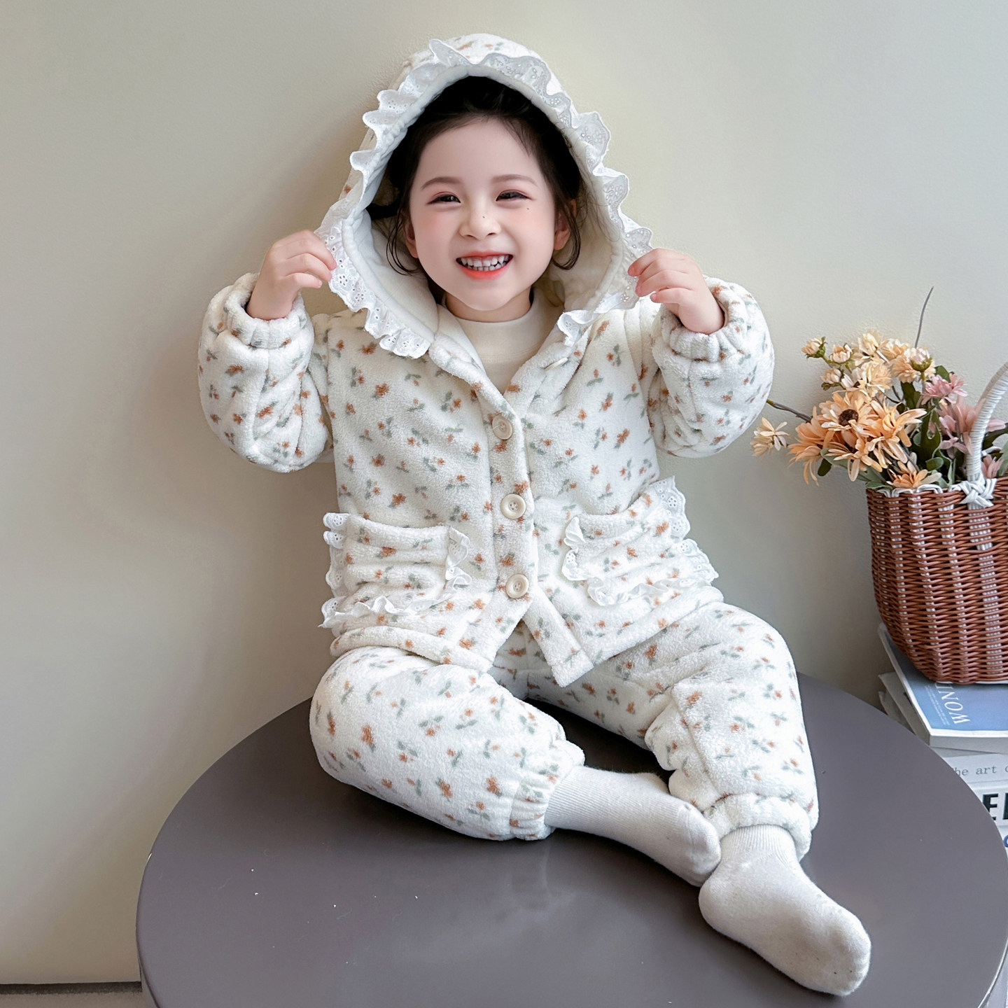 女童珊瑚绒睡衣冬季三层加厚碎花连帽家居服公主风女宝宝棉服套装,淘宝优惠券,粉丝福利购,淘宝优惠卷