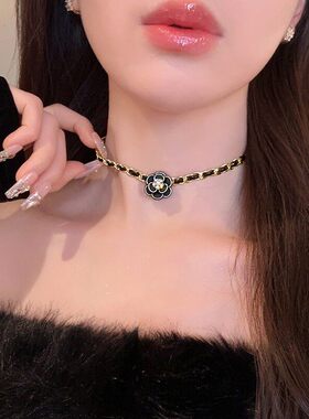 小香风山茶花项链女轻奢小众复古法式锁骨链choker项圈颈链配饰品
