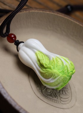 天然鹿角根付雕刻白菜吊坠背云配