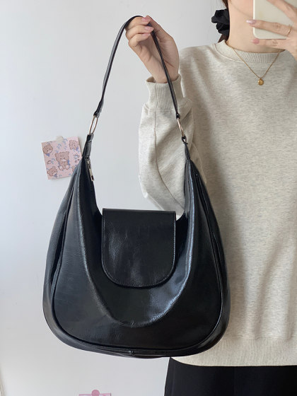 Shoulder bag large capacity women's armpit tote bag