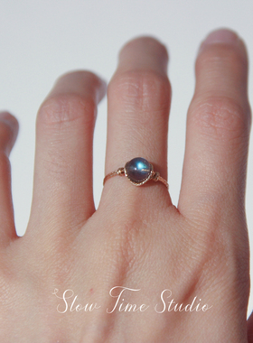 天然黑体拉长石麻花戒指女款灰月光石14k包金材质蓝光指环简约