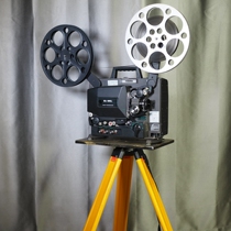 Nostalgia Old Fashioned Movie Machine Antique BellHowell 16 mm Film Projecter Feature Normal