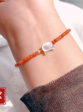 女南红甜美可爱猫咪白母贝手链