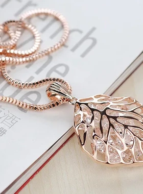 新款简约长款树叶百搭女项链个性吊坠水晶配饰品毛衣链韩版镂空