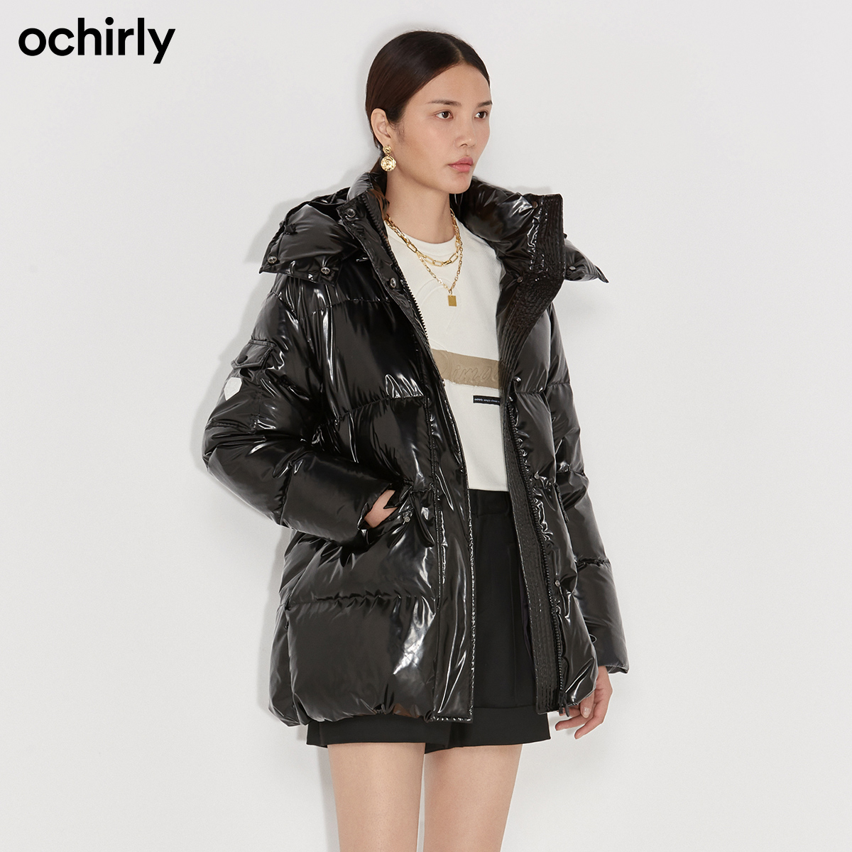 直降欧时力2021新款连帽印花羽绒服 ochirly羽绒服