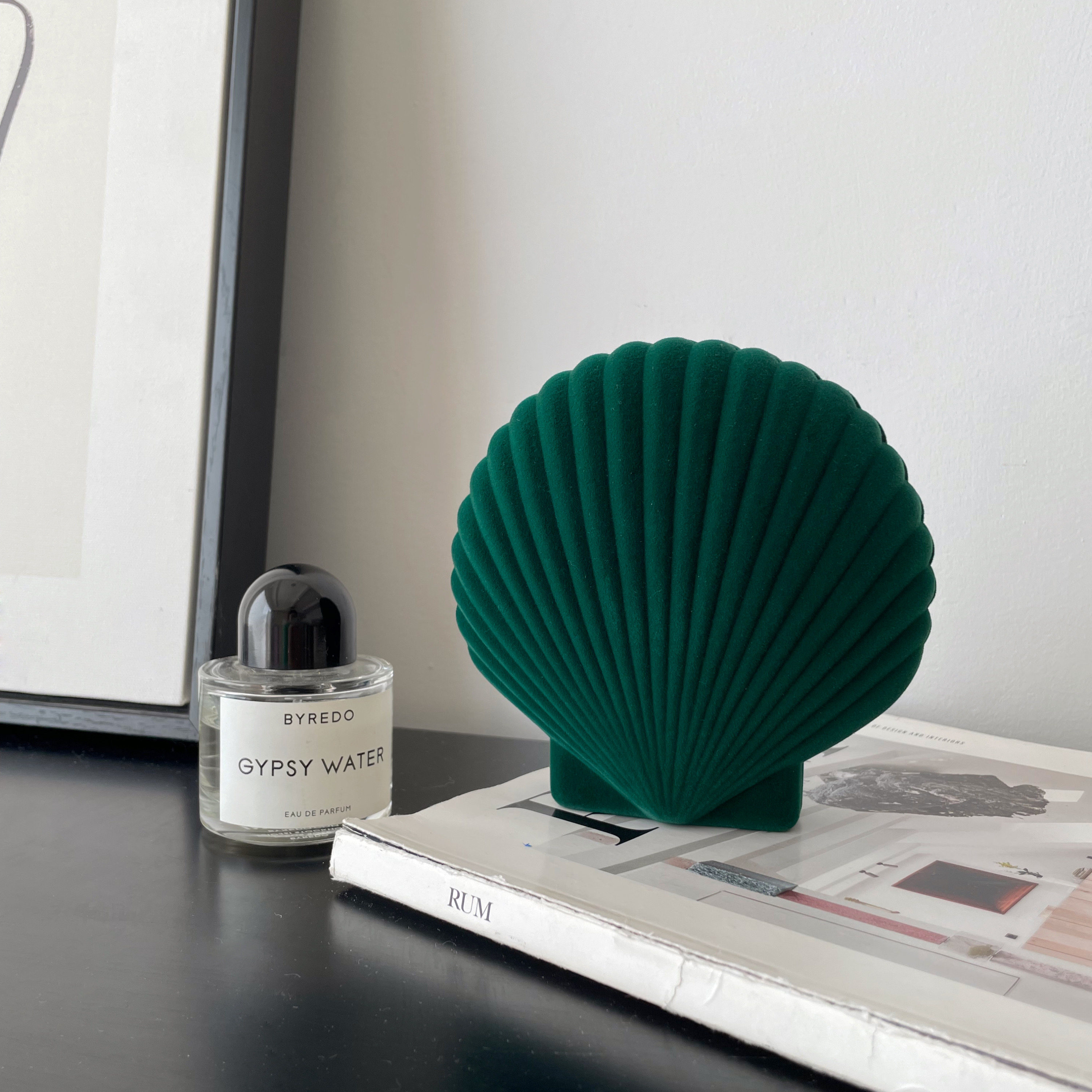 Designed velvet shell jewelry storage box gift