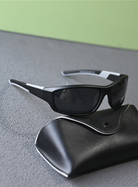 男士运动偏光太阳镜黑色墨镜男女骑行防风镜术后护目镜深黑色遮阳