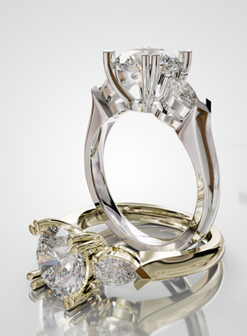 18K 金圆形主石八爪镶梨形侧石戒轻奢小众设计感婚戒可定制食指戒